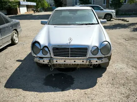 Mercedes-Benz E 200 1995 года за 1 500 000 тг. в Кокшетау