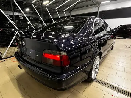 BMW 528 1997 года за 3 700 000 тг. в Астана – фото 3
