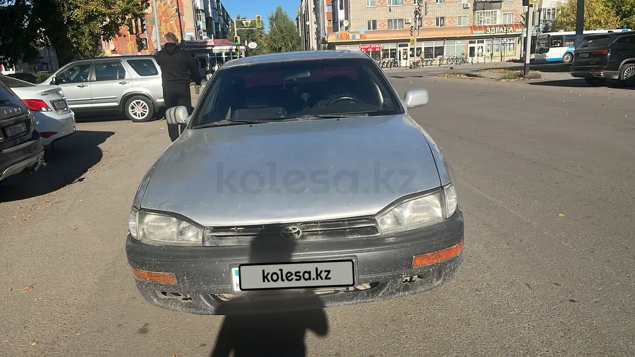 Toyota Camry, 1992