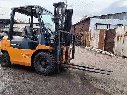 Toyota  7FGL-25 2007 года за 4 990 000 тг. в Алматы – фото 4