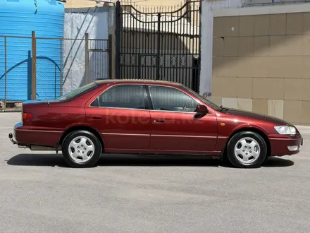 Toyota Camry 2000 года за 5 700 000 тг. в Шымкент – фото 4