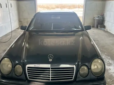 Mercedes-Benz E 280 1998 года за 2 200 000 тг. в Кызылорда