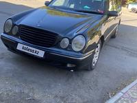 Mercedes-Benz E 240 1998 года за 2 600 000 тг. в Костанай