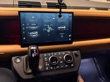 Land Rover Defender 2024 годаүшін52 000 000 тг. в Алматы – фото 5