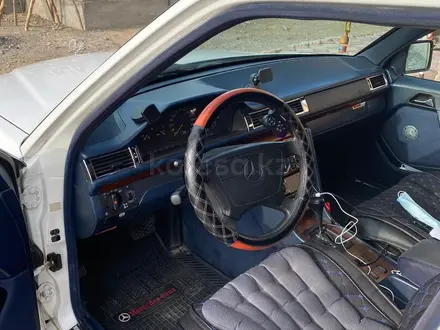 Mercedes-Benz E 280 1993 года за 3 100 000 тг. в Алматы – фото 11