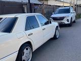 Mercedes-Benz E 280 1993 года за 3 100 000 тг. в Алматы