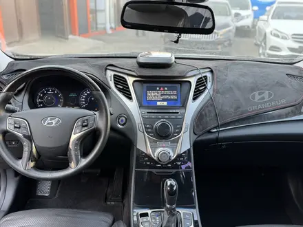 Hyundai Grandeur 2011 года за 7 750 000 тг. в Алматы – фото 33