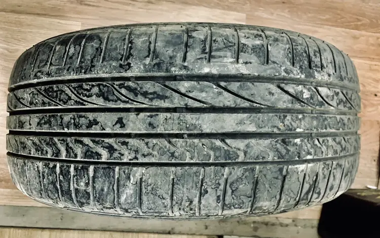 1 летняя шина 215/45/17 Bridgestone (Япония) за 9 990 тг. в Астана