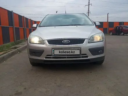 Ford Focus 2006 года за 2 500 000 тг. в Уральск – фото 2