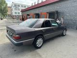 Mercedes-Benz E 230 1992 годаfor1 250 000 тг. в Павлодар