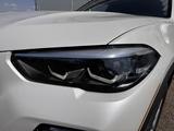 BMW X5 2019 года за 30 500 000 тг. в Караганда – фото 3