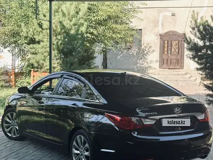 Hyundai Sonata 2011 года за 6 500 000 тг. в Туркестан – фото 2