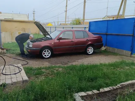 Volkswagen Vento 1993 года за 1 200 000 тг. в Уральск – фото 16