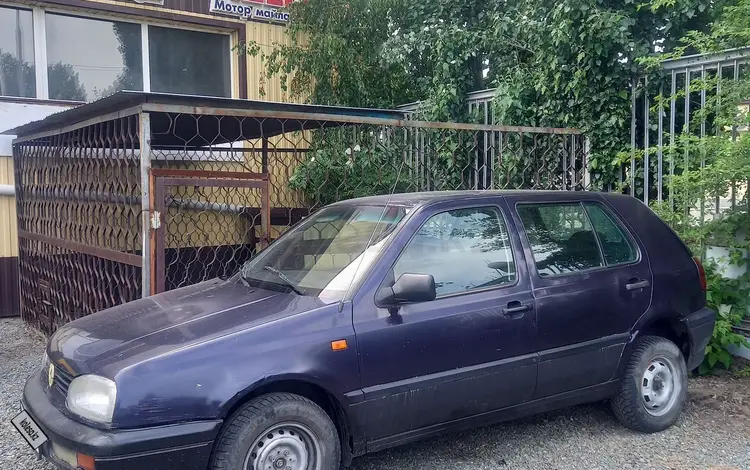 Volkswagen Golf 1994 года за 650 000 тг. в Павлодар