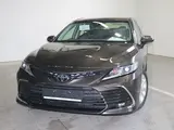 Toyota Camry Prestige 2023 года за 18 700 000 тг. в Актобе