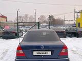 Mercedes-Benz C 180 1996 года за 2 200 000 тг. в Усть-Каменогорск – фото 2