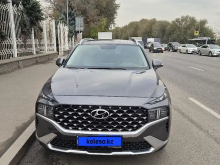 Hyundai Santa Fe 2023 года за 19 200 000 тг. в Алматы