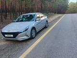 Hyundai Elantra 2021 года за 9 000 000 тг. в Астана – фото 3