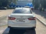 Toyota Camry 2020 годаүшін13 000 000 тг. в Семей – фото 3