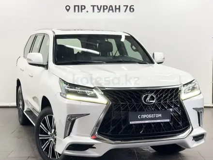 Lexus LX 570 2017 года за 39 400 000 тг. в Астана – фото 20