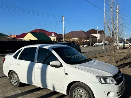 ВАЗ (Lada) Granta 2190 2012 года за 1 450 000 тг. в Атырау – фото 2