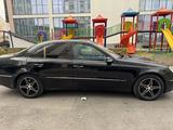 Mercedes-Benz E 320 2002 года за 3 500 000 тг. в Шымкент – фото 3