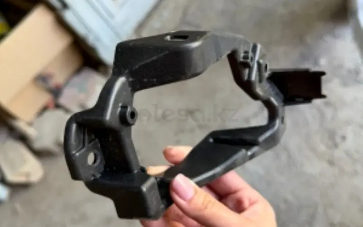 Рамка противотуманной фары от Toyota Rav4, б/у за 9 054 тг. в Кызылорда