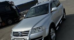 Volkswagen Touareg 2005 годаүшін5 000 000 тг. в Алматы