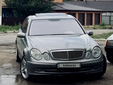 Mercedes-Benz E 320 2003 года за 5 000 000 тг. в Кокшетау