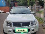 Suzuki Grand Vitara 2011 года за 5 500 000 тг. в Алматы – фото 2