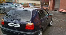 Volkswagen Golf 1996 года за 1 800 000 тг. в Петропавловск – фото 3