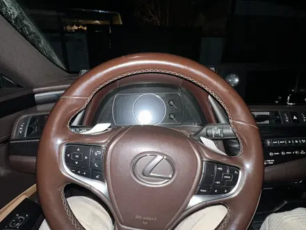 Lexus ES 250 2019 года за 22 000 000 тг. в Жанаозен