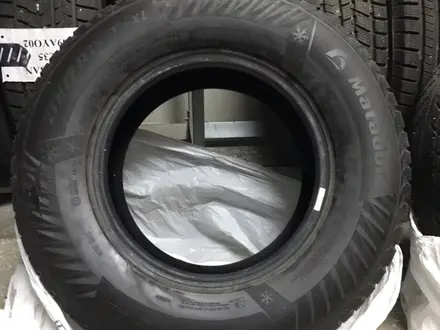 Комплект зимней шипованной резины Matador Sibir Ice 2 235/75/R15 за 102 000 тг. в Алматы – фото 3