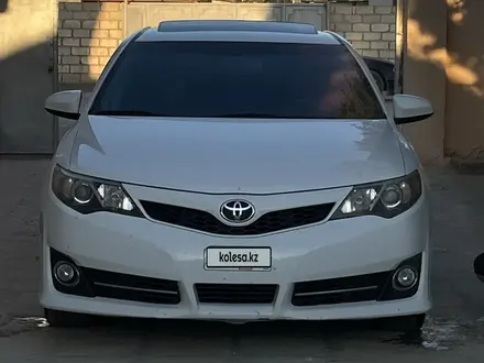 Toyota Camry 2014 года за 6 200 000 тг. в Жанаозен – фото 2