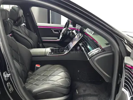Mercedes-Benz S 580 4MATIC 2022 года за 72 500 000 тг. в Алматы – фото 11