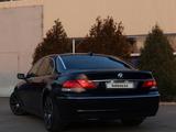 BMW 750 2007 года за 7 000 000 тг. в Алматы – фото 4