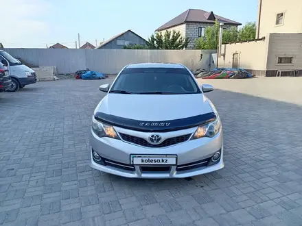 Toyota Camry 2013 года за 7 300 000 тг. в Уральск – фото 4