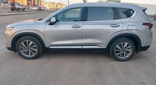 Hyundai Santa Fe 2020 года за 15 600 000 тг. в Актобе