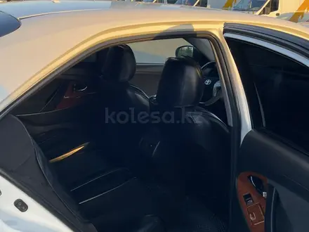 Toyota Camry 2010 года за 5 300 000 тг. в Караганда – фото 15