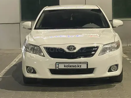 Toyota Camry 2010 года за 5 300 000 тг. в Караганда