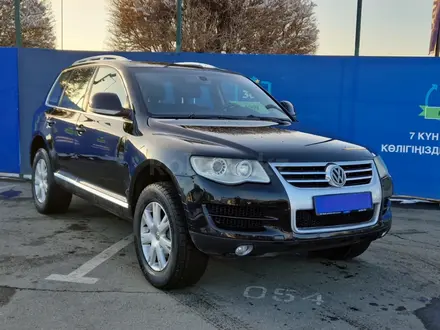 Volkswagen Touareg 2008 года за 4 300 000 тг. в Талдыкорган – фото 3