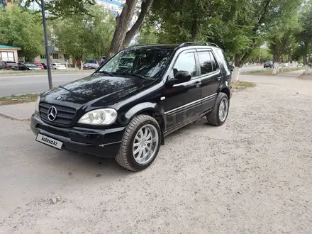 Mercedes-Benz ML 320 2001 года за 5 700 000 тг. в Конаев (Капшагай) – фото 2