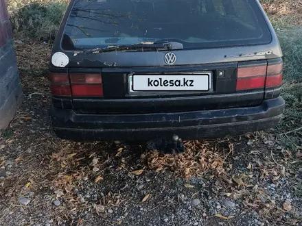 Volkswagen Passat 1993 года за 1 100 000 тг. в Шымкент – фото 4