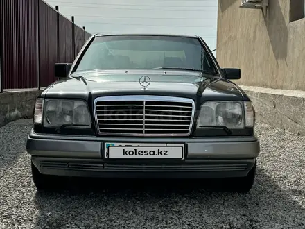 Mercedes-Benz E 280 1995 года за 4 500 000 тг. в Караганда – фото 2