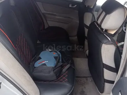 Hyundai Sonata 2006 года за 3 100 000 тг. в Усть-Каменогорск – фото 5