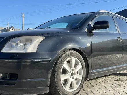 Toyota Avensis 2004 года за 3 200 000 тг. в Атырау – фото 8