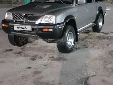 Mitsubishi L200 2006 года за 4 400 000 тг. в Актау – фото 3