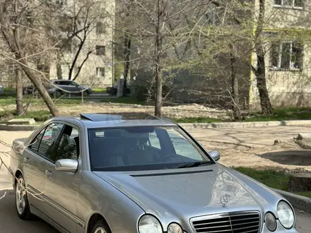 Mercedes-Benz E 280 2000 года за 5 800 000 тг. в Шымкент