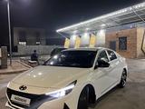 Hyundai Elantra 2023 годаfor12 500 000 тг. в Алматы – фото 4