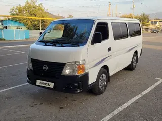Toyota HiAce, 2012